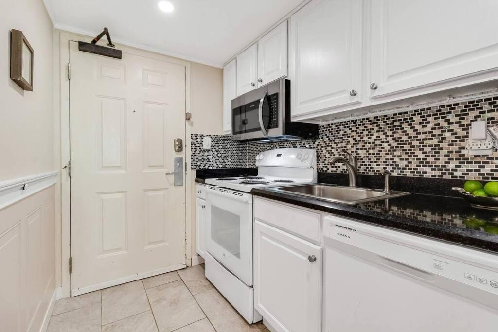 Remodeled Oceanview Suite, Small Dogs Ok 1738 Myrtle Beach Bagian luar foto
